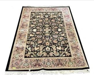 Kashan Design Oriental Rug With A Central Medallion And Floral Patterns - Roughly 6x9 Ft