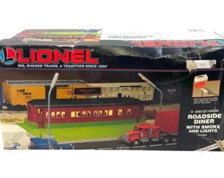 Lionel Roadside Diner In Original Box