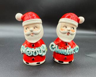 Vtg Merry Christmas Santa Claus Salt & Pepper Shakers