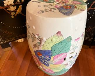 MCM Chinese Tobacco Leaf Design Garden Stool