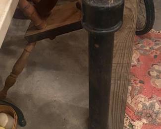 Cast Iron Shoe Last Stand 