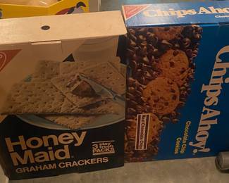 Large Cookie Box Store Displays