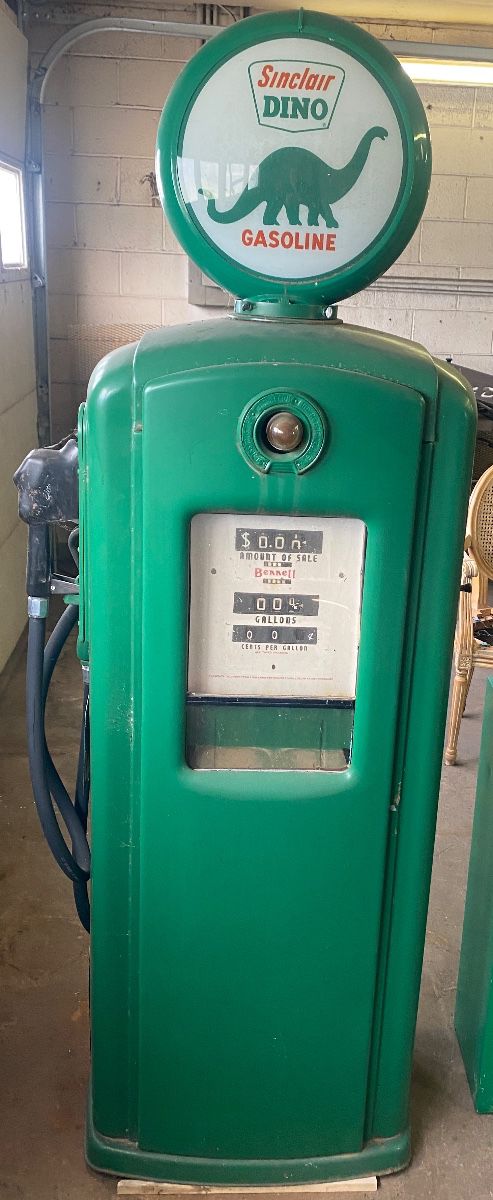 Vintage Bennett Gas Pump with 1987 Sinclair Globe