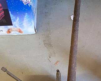 Assorted Oil Cans and Oilers