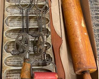 Primitive Kitchen Items