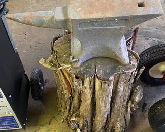 Small U.S.A. Anvil