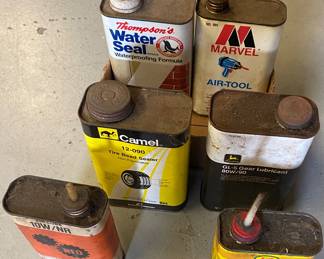 Assorted Oil Cans (John Deere)