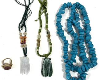 Lot 53 Intaglio ring, Ciada Pendants