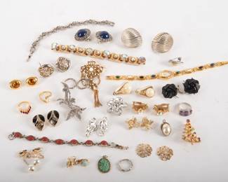 Lot 35 Jewelry Amber, Quartz, more