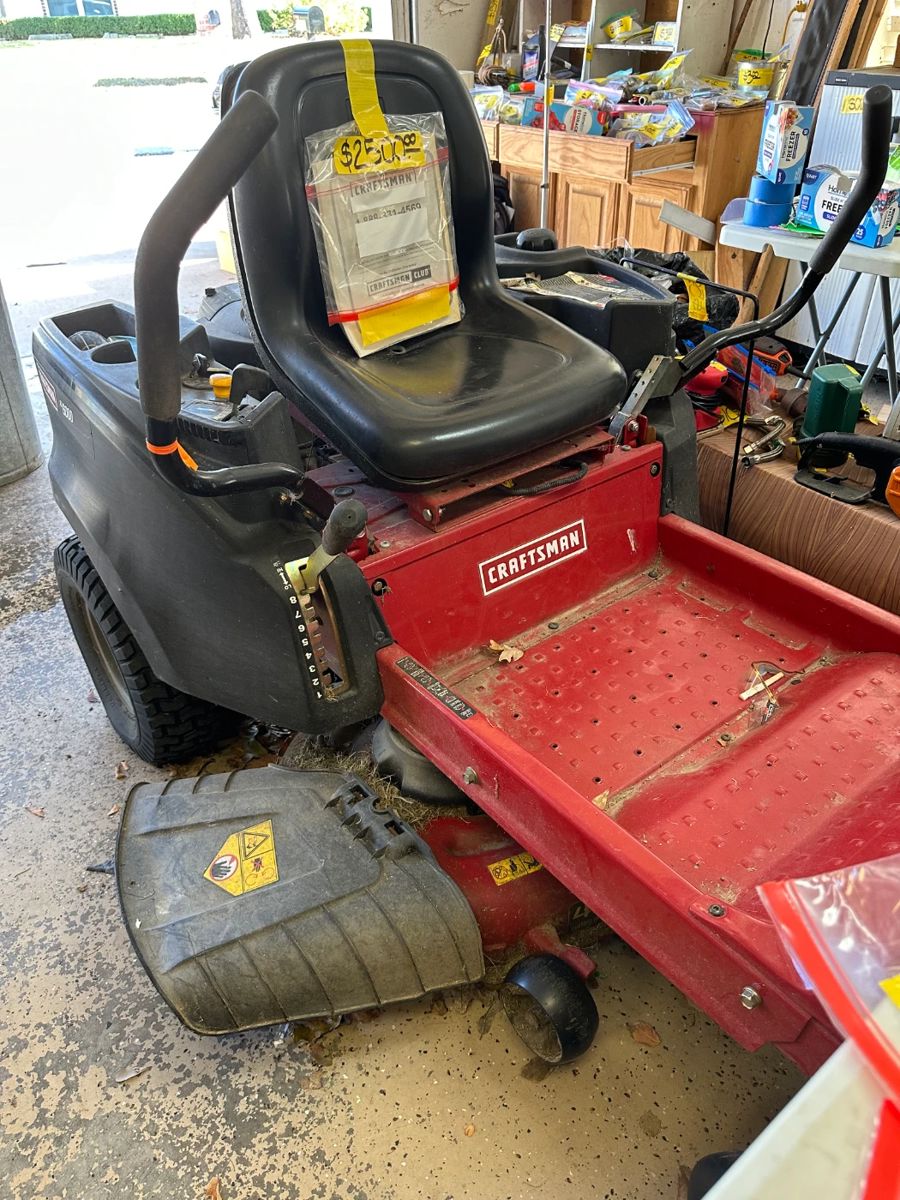 Craftsman Like NEW Zero-Turn - about 100 hours on it!!!!!!! 54" cut - 6000 Model