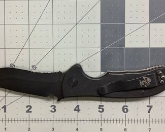 EMERSON KNIVES MINI COMMANDER THIS MINI COMMANDER BT LINERLOCK KNIFE IS 4 5/8 INCH IN THE CLOSED POSITION WITH 3 1/4 INCH BLADE. LIGHTLY USED WITH SOME SIGNS OF WEAR