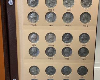 81 WASHINGTON QUARTERS 1932-1964 81 QUARTERS AT 90% SILVER FEATURED IN AN INCOMPLETE COLLECTION BOOK