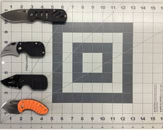 4 BOKER MINI KNIFE LOT 4 SMALL CONCEAL KNIVES BY BOKER FEATURING BELT CLIPS AND LOCKING BLADES