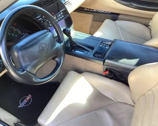 1995 Chevrolet CORVETTE LT-1 CONVERTIBLE VIN: 1G1YY32P1S5100405 Miles: 24,805 Engine: 5.7 LITER Color: POLO GREEN METALLIC 1995 CHEVROLET CORVETTE LT-1 5.7L ENGINE IN GREAT CONDITION. 24,804 ORIGINAL MILES, POLO GREEN METALLIC PAINT, 90% TREAD ON 285/40z/17 on REAR & 255/45r/17 on FRONT, 6 SPEED AUTOMATIC TRANSMISSION