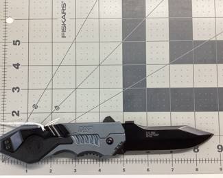 S & W SWMP4LB KNIFE SMITH & WESSON M.A.G.I.C. SERIES KNIVENEW CONDITION WITHOUT BOX