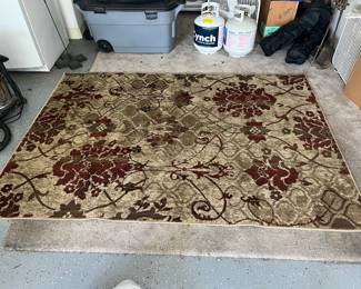 Area Rug.- Excellent Condition - 63" X 90"