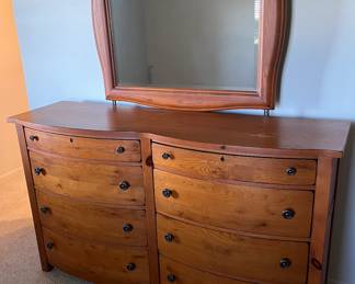 Eight drawer dresser with mirror