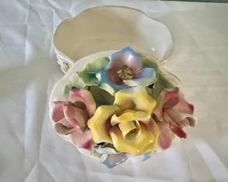 Vintage Capodimonte Covered Box