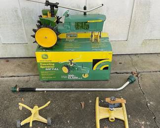John Deere Sprinkler 