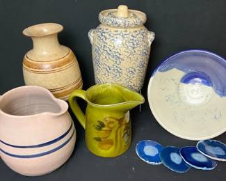 Artistic Pottery Collction 