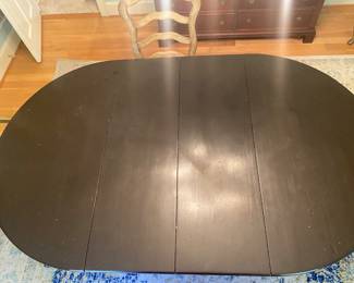 Vintage Ethan Allen Dining Table with Two Leaves. Seats up to 8 people.