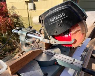 Hitachi Sliding Compound Miter Saw