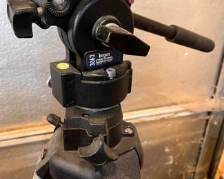 Bogen 3063 Heavy Duty Tripod