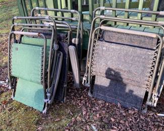 Outdoor folding chairs