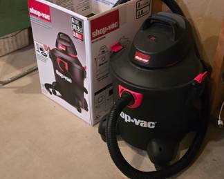 Practically new condition Shop Vac.