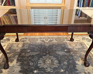 Vintage Chippendale Style Ball & Claw Foot, Cabriole Legs Dining Table With Leaves & Glass Top
Lot #: 25