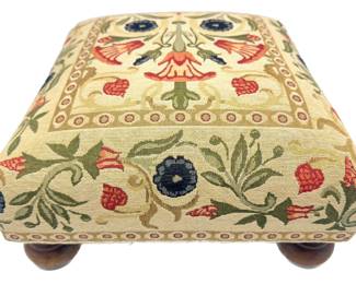 Scully & Scully Primrose Cream Tapestry Footstool
Lot #: 45