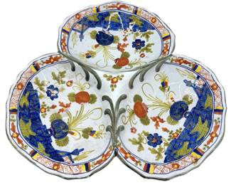 Antique Faenza Garofano Italian Blue Carnation Three-section Serving Dish, Signed & Numbered In Quilted Bag
Lot #: 30