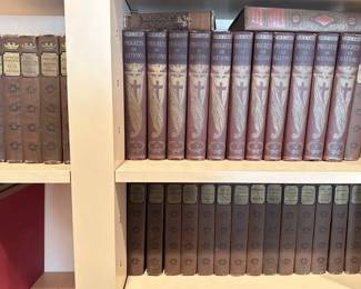 Over 30 Antique Books: The Foreign Classical Romances Set, Progress Of Nations (1936) & More
Lot #: 19