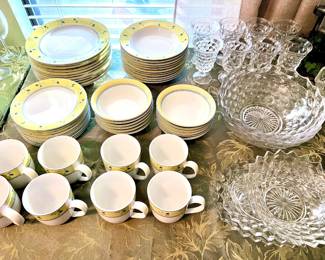 Royal Doulton Blueberry china set