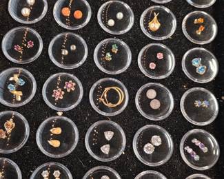 Assorted Gold jewelry