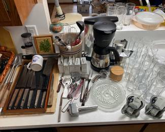 Vintage Japan Ekco knife set