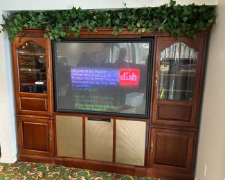 Both the wall cabinet and the TV are available.