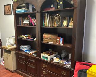 Ethan Allen bookcases.  Great condition!!!