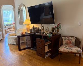 Music console and 55” Samsung TV