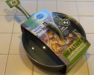 Non Stick Green Pan 
