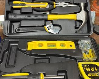 WORKPRO 16-piece Home Tool Kit
