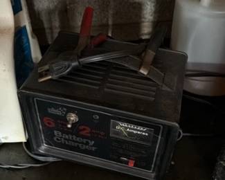 Sears 6 Amp / 2 Amp Battery Charger