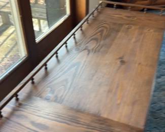 Vintage Wooden Coffee Table with Decorative Spindles