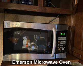 Emerson Microwave Oven