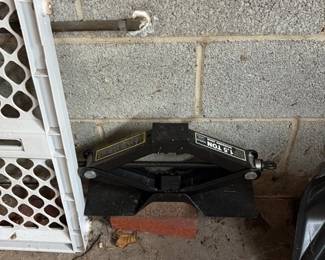 1.5 Ton Scissor Jack