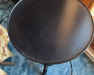 antique pedestal table