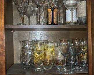 Assorted Glassware Collection