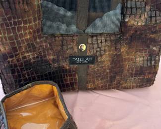 Talulah dog/cat carrier