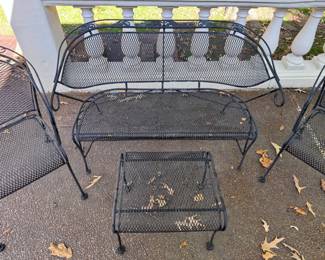 outdoor iron furniture