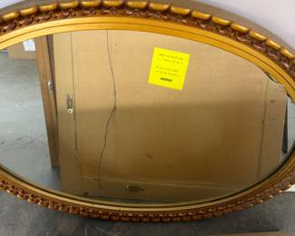 oval mirror